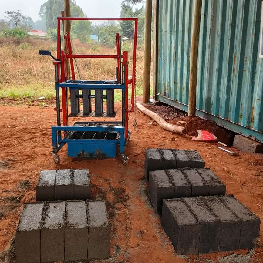 Block-Making Machine